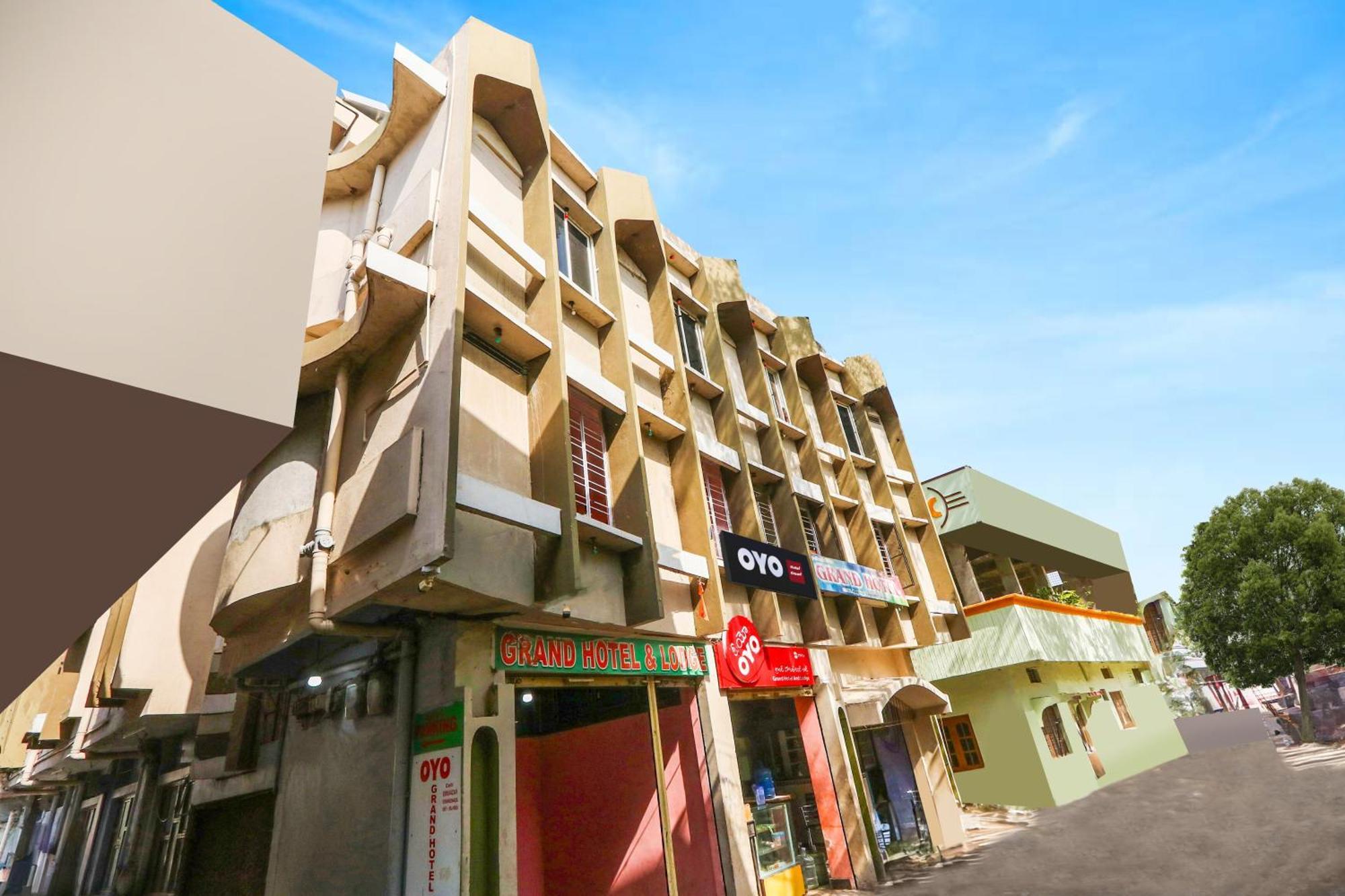 โอโย 71906 แกรนด์ โฮเทล แอนด์ ลอดจ์ Hotel Sangareddy ภายนอก รูปภาพ